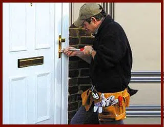 Locksmith Lock Store Lake Elmo, MN 651-318-0288 - 8-unlock-service